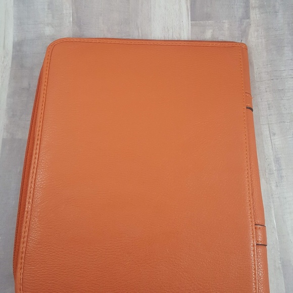 Nicole Miller Tablet Case - Picture 6 of 7